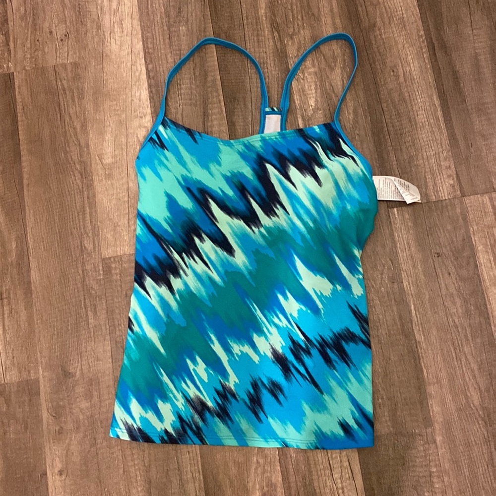 Nike workout top
